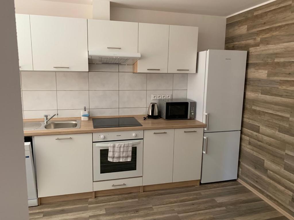 Ubytovani U Koupaliste Velké Meziříčí Exterior foto